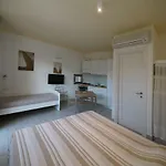 Holiday Home Isola Rossa Vakantiehuis Isola Rossa (Sassari)