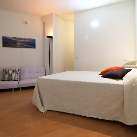 Holiday Home Isola Rossa Ferienhaus *