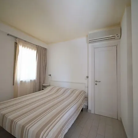 Holiday Home Isola Rossa