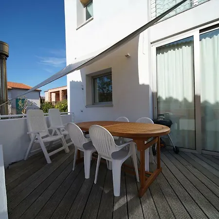 Holiday Home Isola Rossa Ferienhaus *