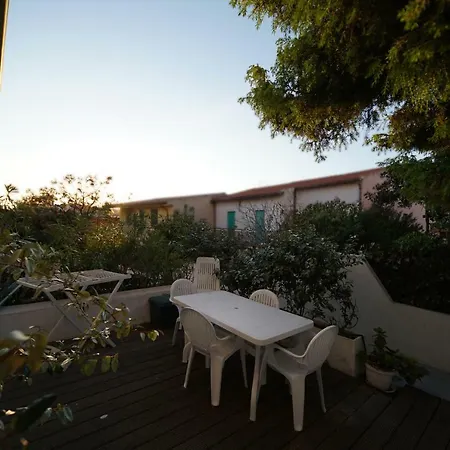 Holiday Home Isola Rossa *