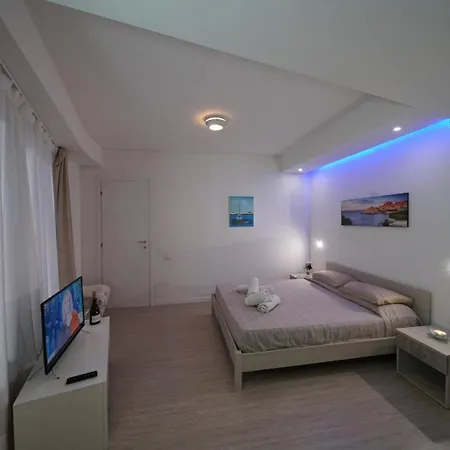 Holiday Home Isola Rossa Feriehus