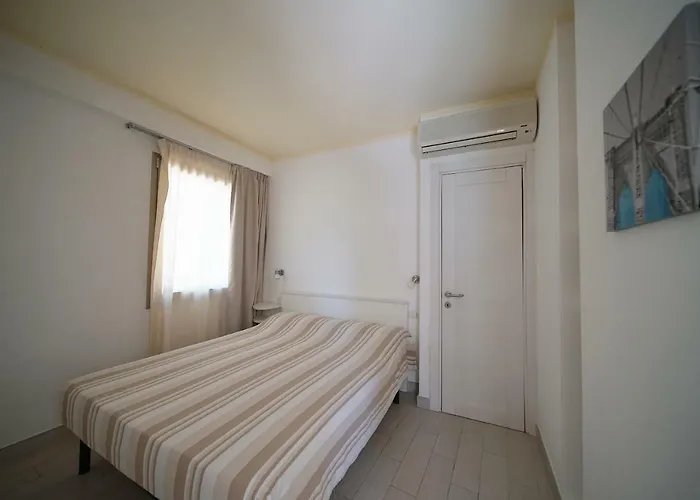 Holiday Home Isola Rossa